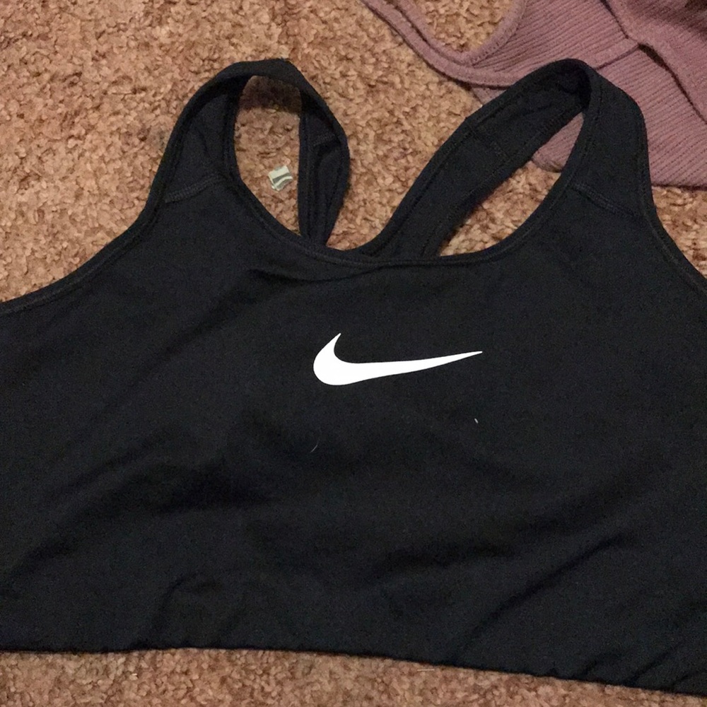 new nike sports bra